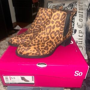 SO Women's Leopard Print Ankle Boots